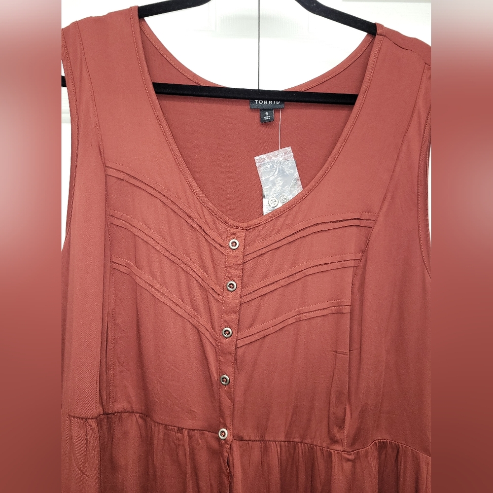 TORRID Sleeveless Pintuck Faux Button-Front Tunic Top - 5X - Picture 5 of 7